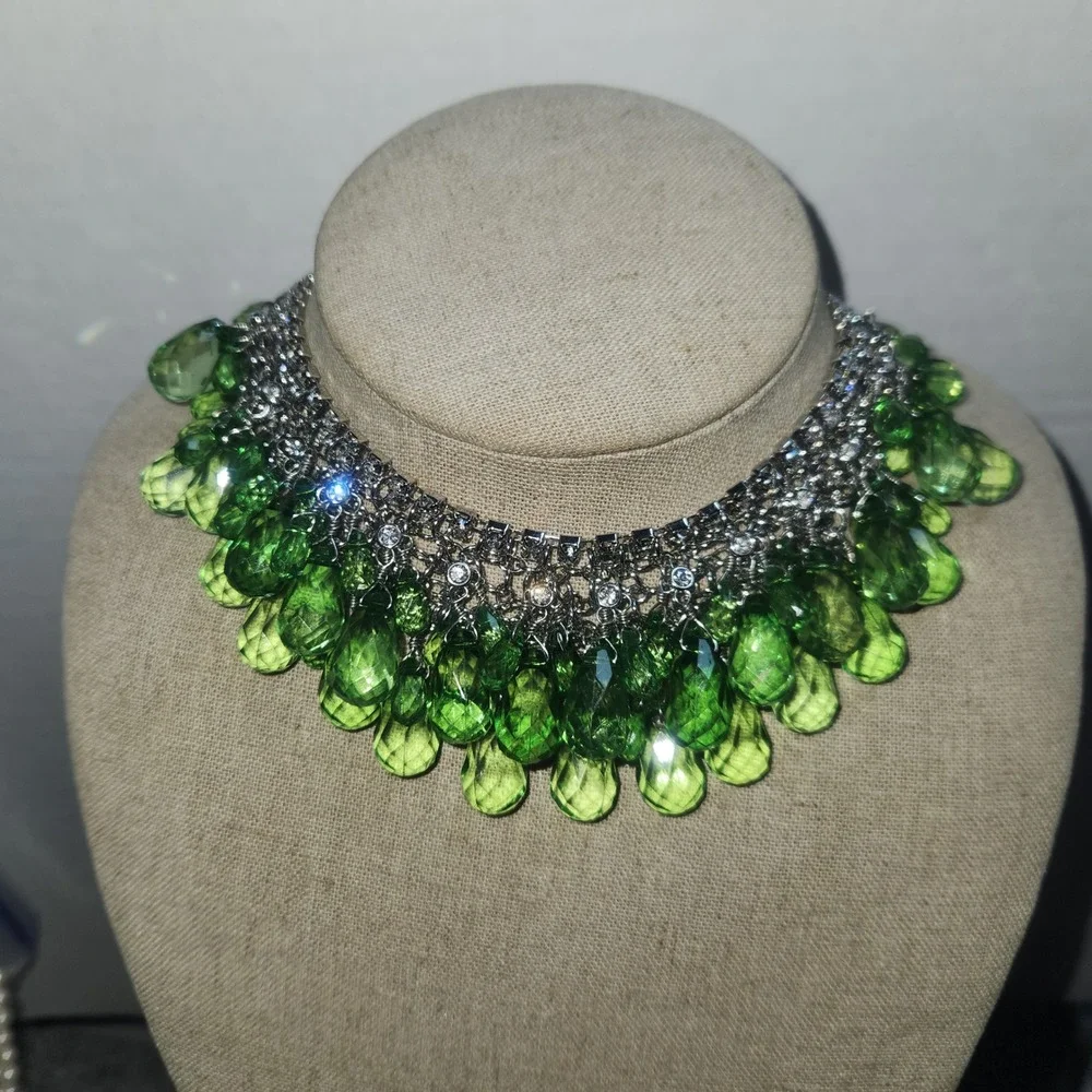 Scaasi Green Crystal Bib Necklace‎ Silver Tone Rhinestone Statement